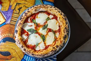 Στον Κεραμεικό έκαναν την πίτσα, τέχνη (κυριολεκτικά) - εικόνα 8