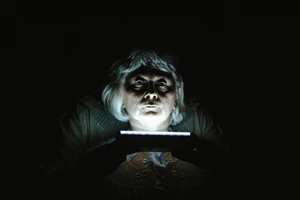 "How soon is now": Ένα "εθνικό ψηφιδωτό" από την Γλυκερία Μπασδέκη στο Δημοτικό Θέατρο Πειραιά - εικόνα 2