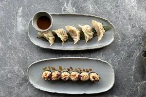 "Nosh": Στο Κολωνάκι για lobster rolls και άλλες street food λιχουδιές - εικόνα 9