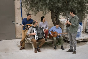 "Σμύρνη-Αθήνα, ένα τραγούδι δρόμος": Μια βραδιά αφιερωμένη στη μουσική της Σμύρνης - εικόνα 1
