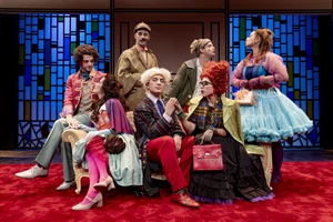 Όταν το μυστήριο γίνεται εμπειρία: γιατί η παράσταση "Αρσέν Λουπέν" είναι το hit της σεζόν; - εικόνα 5