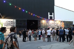 Τελευταίες παραστάσεις για δύο ξεχωριστές παραγωγές του "Σταθμός" - εικόνα 6