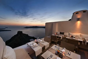 Ace Hotel & Swim Club Athens: Ο παλμός του φετινού καλοκαιριού χτυπά στην Αθηναϊκή Ριβιέρα - εικόνα 5