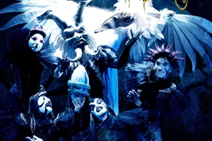 Οι Dirty Granny Tales σε μια απόκοσμη οπτικοακουστική εμπειρία με τον "Φιλάνθρωπο" - εικόνα 2