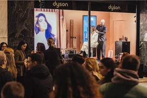 Η Schwarzkopf Professional φέτος τα Χριστούγεννα προτείνει το απόλυτο gift set - εικόνα 5