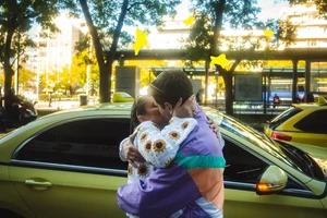 Πρεμιέρα για την "Φλαντρώ"- Μαρία Τζομπανάκη στο Θέατρο Αλάμπρα - εικόνα 5