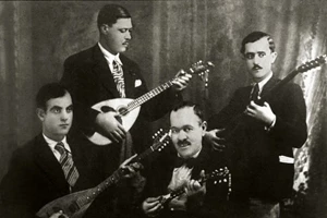 Γιατί θα έπρεπε να τιμούμε τα 100 χρόνια του Κώστα Καρίπη - εικόνα 4