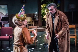 Μετά τα συνεχή sold out, νέες παραστάσεις για "Το Κιβώτιο" του Άρη Αλεξάνδρου - εικόνα 6