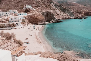 Επιστροφή στη Φολέγανδρο: Τι άλλαξε και τι έμεινε ίδιο; - εικόνα 3