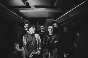 Παράταση για το μουσικό threesome του Φοίβου Δεληβοριά στο Κύτταρο - εικόνα 2