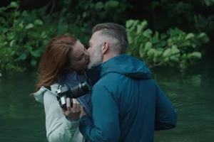 5+1 μίνι σειρές στο Netflix για να βγάλεις το τριήμερο - εικόνα 1