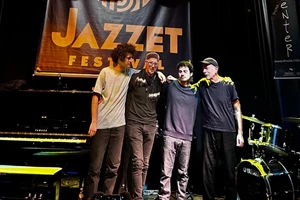 Τι είναι το μεταλακανικό πρωτοπάνκ του Θέμου Σκανδάμη και πότε το ακούμε live στο Baumstrasse - εικόνα 3