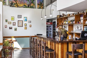 35 ωραίες ταβέρνες με αυλή στην Αθήνα - εικόνα 24