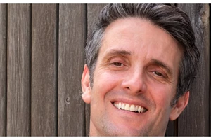 Πίσω από τις κουίντες ενός μουσικοθεατρικού θιάσου με το "Viva la mamma!" - εικόνα 2