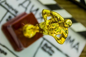 "Θα Χυθεί Αίμα": Ειδική μεταμεσονύχτια προβολή από τις Νύχτες Πρεμιέρας - εικόνα 2