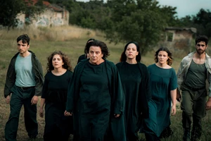 Μετά την "Κυρά της Ρω" έρχεται το "Αγριόχορτο": Νέα ποιητική συνάντηση Σκαραγκά - Λίτινα στο θέατρο Arroyo - εικόνα 3