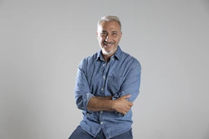 Ο Γιώργος Νταλάρας παρουσιάζει το "Ρεμπέτικο" σε δύο μεγάλες συναυλίες - εικόνα 4