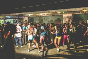 Στην Πλατεία Γκύζη στήνεται ένα street party - εικόνα 2