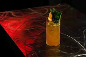 5 μπαρ στη γειτονιά του 'The Ilisian' που αξίζουν την προσοχή σου - εικόνα 6