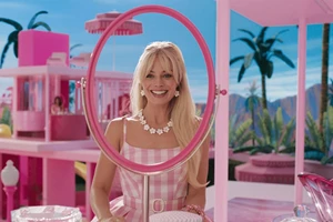 Η Barbie σινε-σωτήρας - εικόνα 1