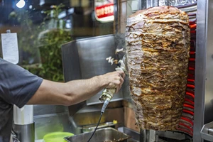 Λένε πως εκεί τρως (πολύ) καλά στο Γαλάτσι - εικόνα 17