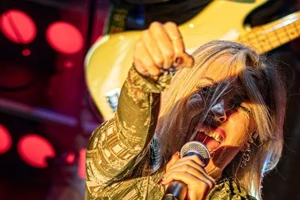 "From Swing to Rock ’n’ Roll" με τους Vanila Swing στο Theatre of the No - εικόνα 2