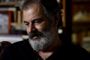 "Ψίθυροι νερού": Το δοχείο ως μια μεταφορά για την ίδια τη δημιουργία - εικόνα 4