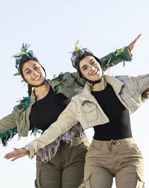 Κόντρα στον άνεμο: Η ιπτάμενη περιπέτεια της Τίρα