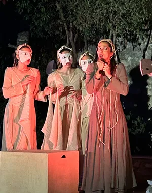 Six women in greek tragedy