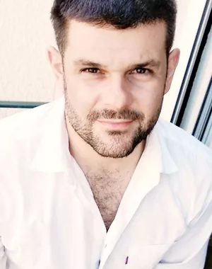 Αν μ’ ακούς, θα γίνω σεισμός