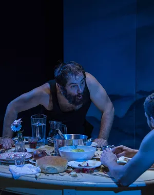 Καλά, εσύ σκοτώθηκες νωρίς