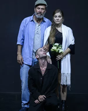 Το τρίτο στεφάνι
