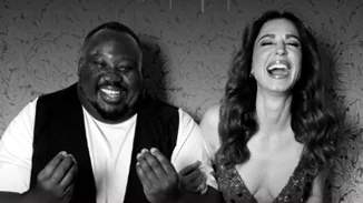 Η Κατερίνα Παπουτσάκη υποδέχεται τον Jerome Kaluta στο Doors Live Art