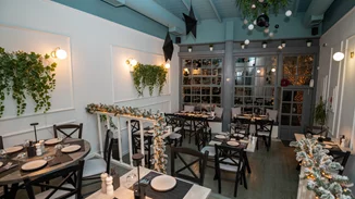 "Το Μαγαζάκι Που Λέγαμε"