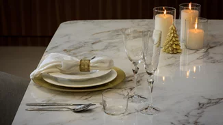 Τι μας σερβίρουν αυτές τις γιορτές τα εστιατόρια και τα ξενοδοχεία της Αθήνας