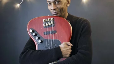 Ο μπασίστας Reggie Washington και η All Star μπάντα του στο "Half Note"