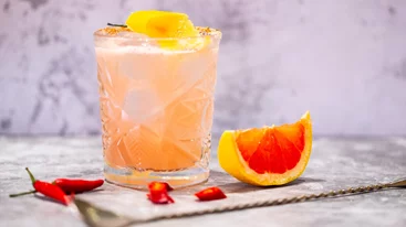 ''TGI Fridays™'': Let the summer in