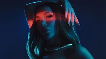 Η Δέσποινα Βανδή επέστρεψε με τραγούδι-σύνθημα