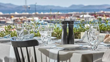 "Καστελόριζο": Καλοκαίρι στη Βάρκιζα