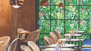 ''Amber Athens'': Προσιτή all-day πολυτέλεια και το καλοκαίρι