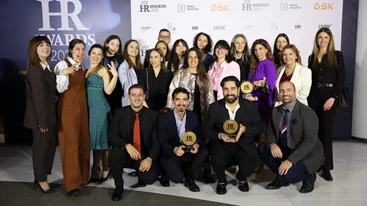 Από το κατάστημα έως το κέντρο διανομής: Η ΑΒ Βασιλόπουλος στηρίζει καθημερινά τους εργαζομένους της