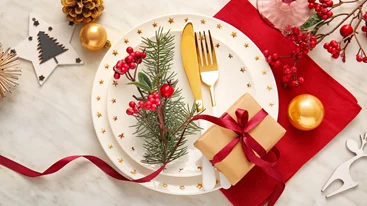 Ρεβεγιόν Χριστουγέννων 2023 και Πρωτοχρονιάς: Πού θα πάμε και τι μενού θα επιλέξουμε στα εστιατόρια και ξενοδοχεία της Αθήνας;
