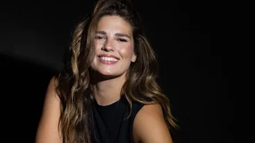 Ο Ιan Ikon επιστρέφει με το τραγούδι "Stay tuned"