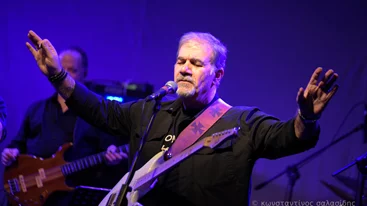 Παίρνει παράταση το απρόβλεπτο rock party του Δημήτρη Σταρόβα στο Κύτταρο