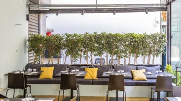 Το "Esthio" φέρνει τη γεύση των Βαλκανίων στο Κουκάκι