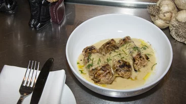 Λένε πως αυτά είναι τα καλύτερα εστιατόρια ελληνικής κουζίνας της Αθήνας