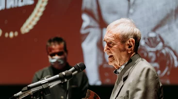 Ο Γιάννης Βογιατζής γιορτάζει 100 χρόνια ζωής και η Finos Film τον τιμά με ένα ξεχωριστό βίντεο