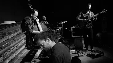 Το "Foyer Café Bistrot" του Δημοτικού Θεάτρου Πειραιά μεταμορφώνεται σε μουσική σκηνή