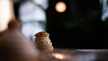 Κυριακάτικα brunch στο "Athénée" με τον Δημήτρη Οικονομίδη