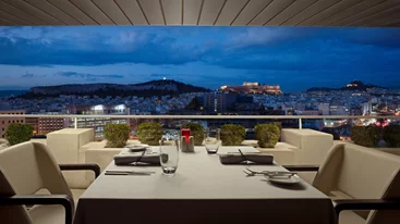 To "Première" είναι ψηλά στη λίστα μας για την επόμενη γαστρονομική έξοδο σε roof garden